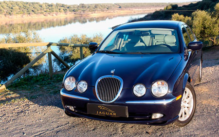 jaguar2001