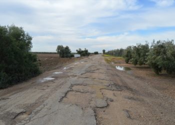 El arreglo del Camino La Jara llegará al Parlamento Andaluz