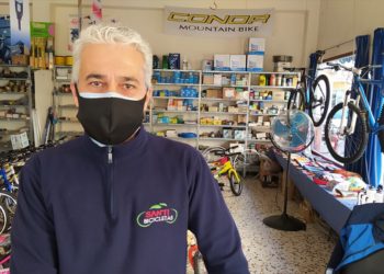 Entre la resignación y la indignación. El comercio y la hostelería opinan sobre las nuevas medidas