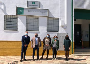 IU traslada a Educación propuestas para evitar el cierre de centros educativos en aldeas y núcleos diseminados