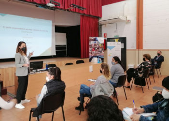 Taller de emprendimiento en el IES Colonial