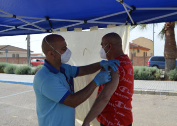 Nemesio Romero: «Miedo ninguno, la vacuna es la única solución para acabar con esto»