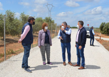 IU destaca en Fuente Palmera que la Diputación aportará 200.000 € al Camino de La Jara