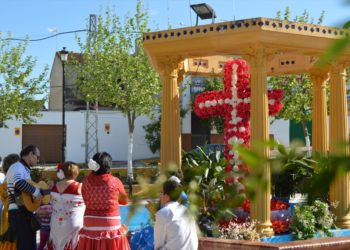 Abierto el plazo hasta el viernes 7 para los concursos de patios y cruces en Ochavillo del Río