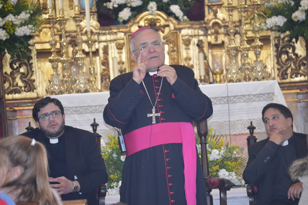 El Obispo De Córdoba Destina A Los Sacerdotes De La Colonia A Peñarroya 