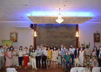 La Colonia distingue a sus vecin@s ilustres en el 254 aniversario