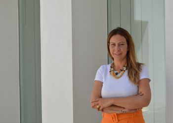 Aroa Moro: «L@s vecin@s nos están transmitiendo sus felicitaciones por el programa conmemorativo de feria»