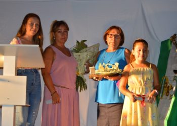 Ochavillo rinde un sentido homenaje a Manuel Crespillo Soto, emigrante del año a título póstumo