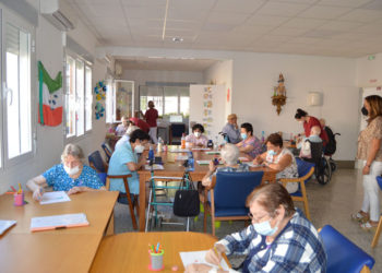 La Asociación de Alzheimer pide apoyo a la ciudadanía en el Día Mundial de la enfermedad