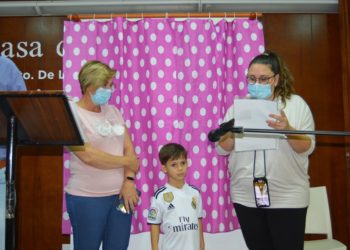 Medio centenar de escolares de Silillos, Villalón y Peñalosa participan en ‘Mi abuel@ es únic@’