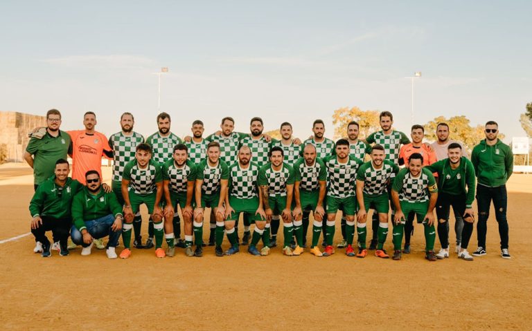 Equipo fútbol Cañada
