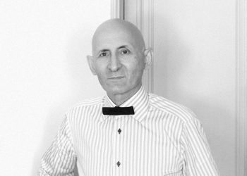 Diseñador Modesto Lomba